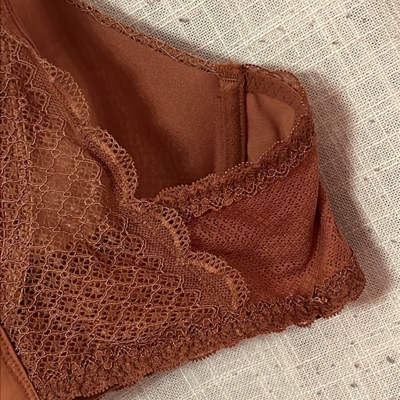 Aerie Everyday Plunge Bra - Picture 9 of 12